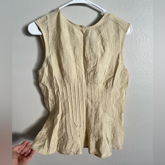 SOLD - Picture 3 of 8